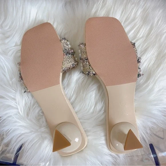 Tweed with Pearl Vintage Triangle Heel Sandal - Picture 6 of 7